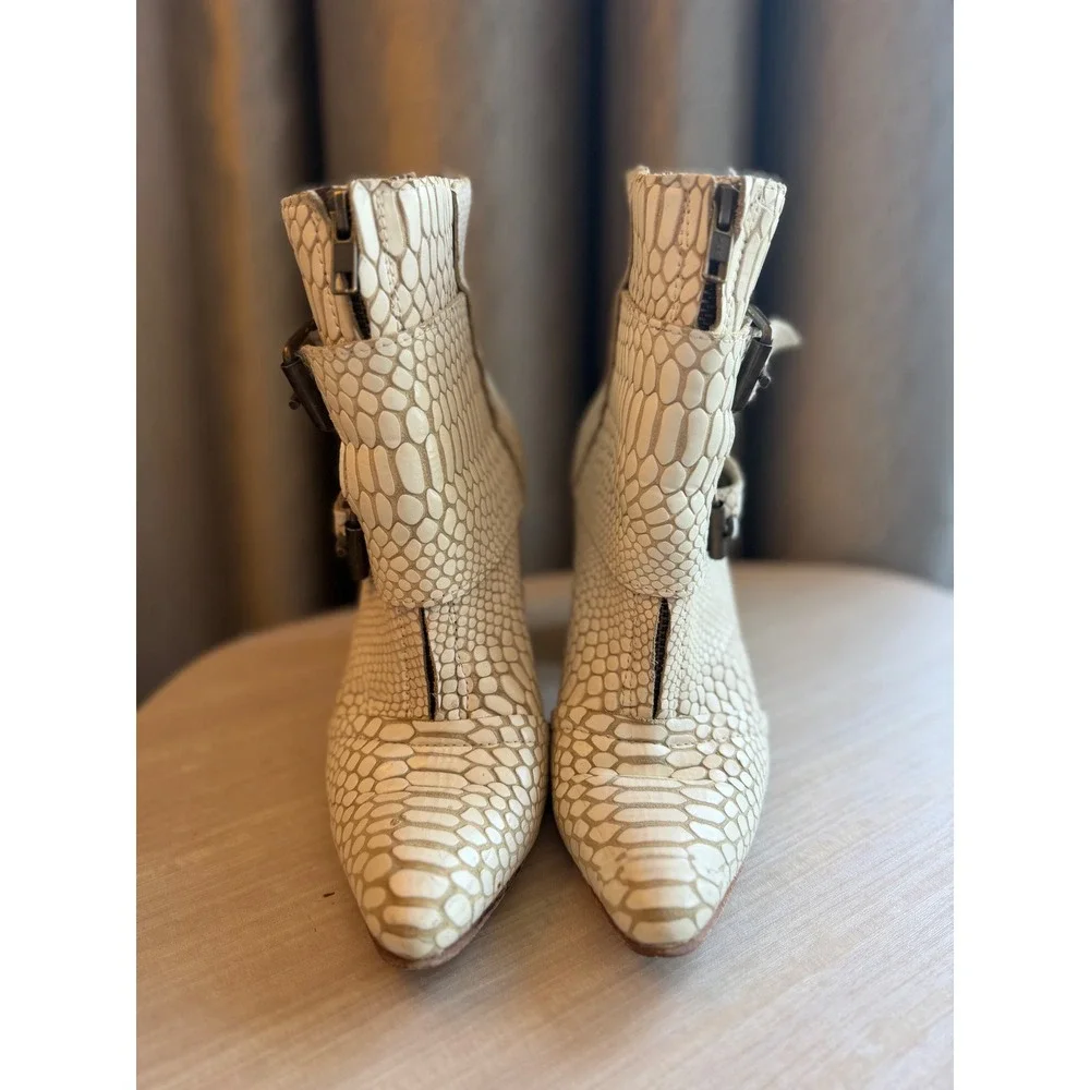 Freebird Joey Snakeskin Embossed Leather Ankle Boots Cream White Womens 8
